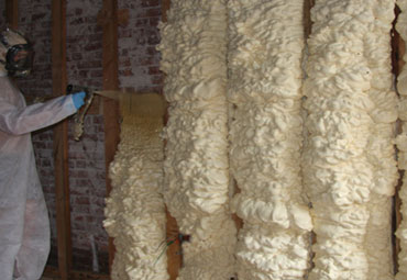 Types of Spray Foam in Bakersfield